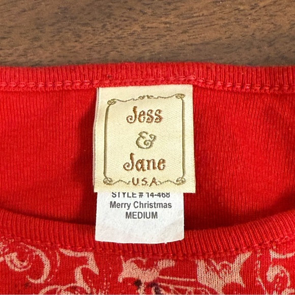 Jess & Jane Red Santa Christmas Top M | Holiday Graphic Tunic Winter Bling Tee - Picture 6 of 8